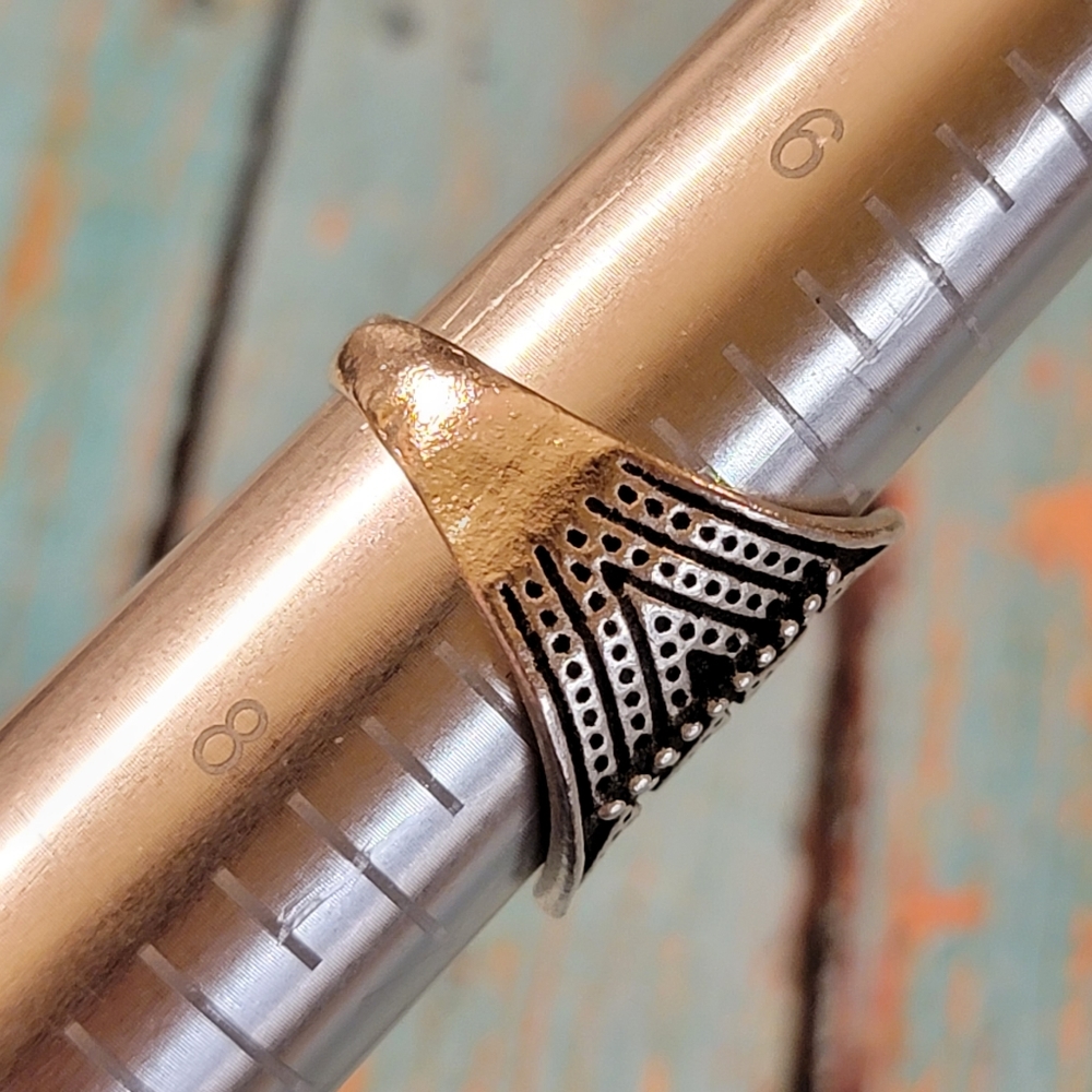 Southwest Style Aztec Pattern Statement Ring - Picture 8 of 8